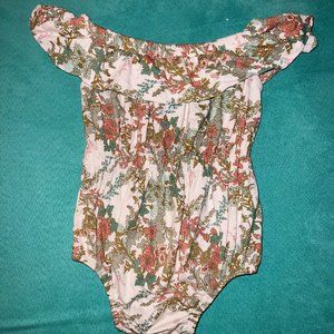 Kate Quinn The Woods Queen Anne’s Lace Off The Shoulder Romper . 6-12 Months